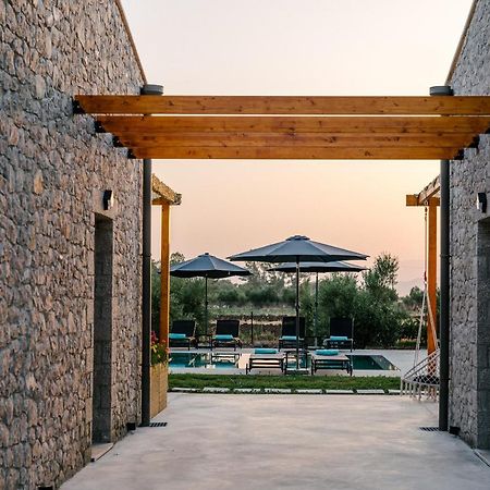 Irissa Suites Paralia Irion Zewnętrze zdjęcie