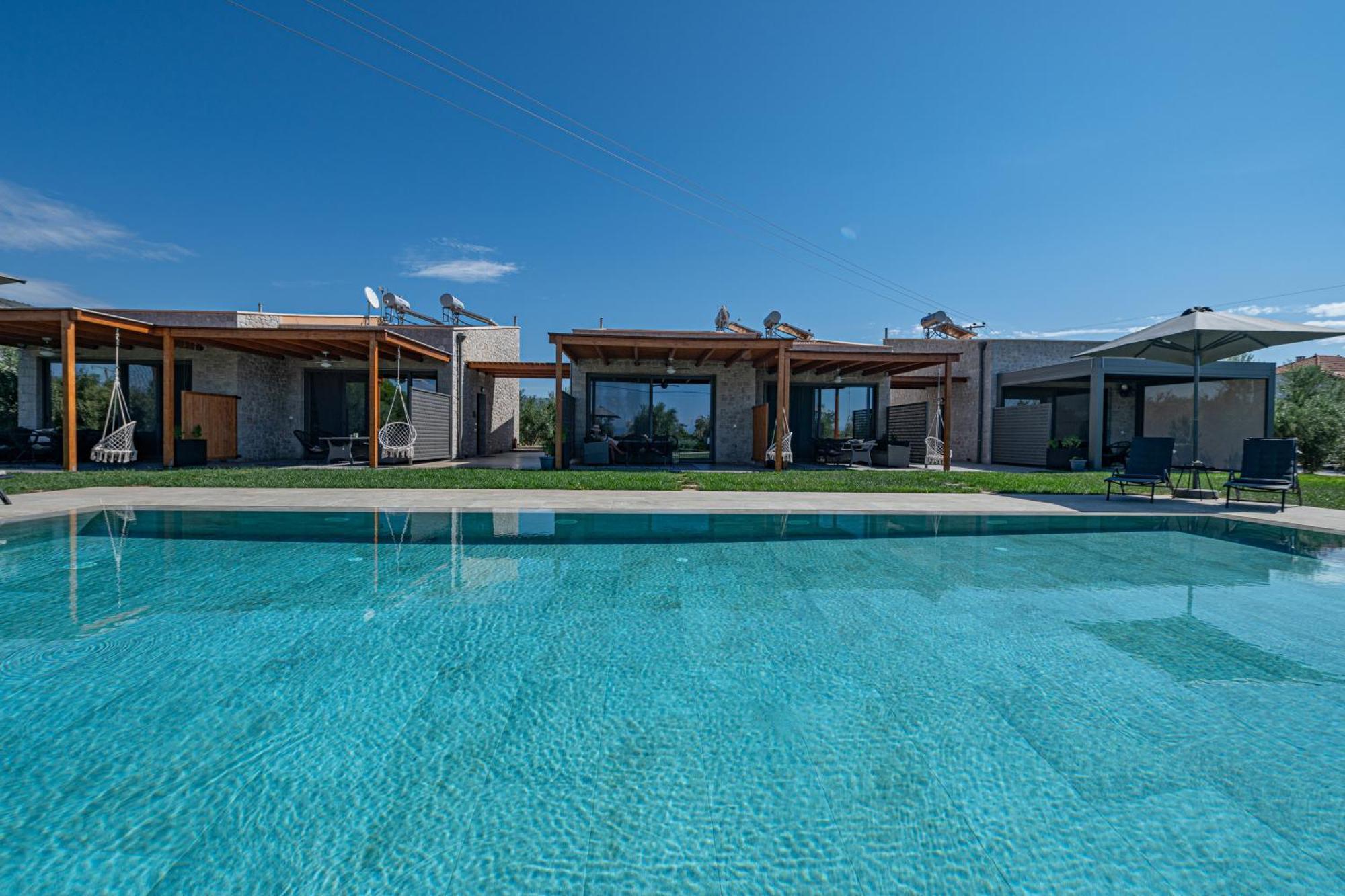 Irissa Suites Paralia Irion Zewnętrze zdjęcie